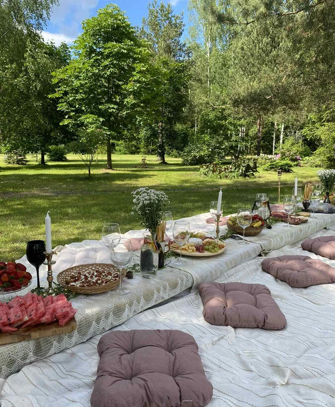 Sodyba gimtadieniams, bernvakariams, mergvakariams ir kitoms šventėms.