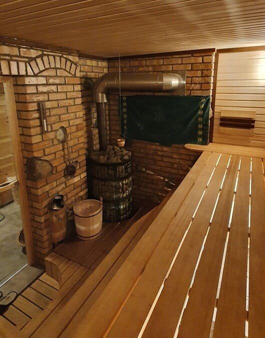 Žadeito akmenys vertinami dėl savo gebėjimo sukurti itin lengvą ir švelnų pirties garą.